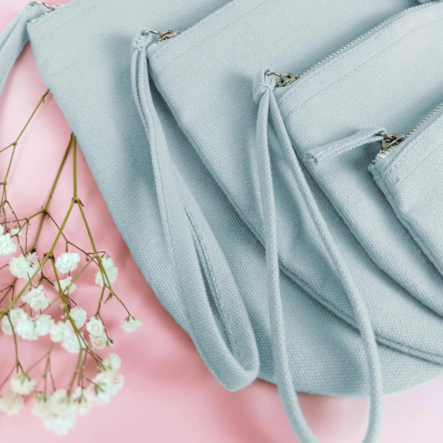 Косметичка с именем и инициалом от minimutz Minimutz, Pastel Blue — фото 4