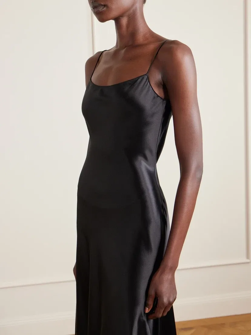 Драпированное платье из шелкового атласа Alaïa, черный — фото 4