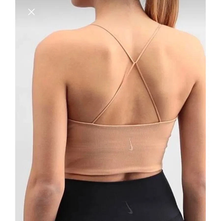 Женский топ-безрукавка Nike Yoga Luxe Strappy Cami, Бежевый — фото 4