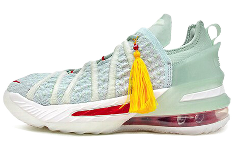 

Детские баскетбольные кроссовки Nike Lebron 18 для детей