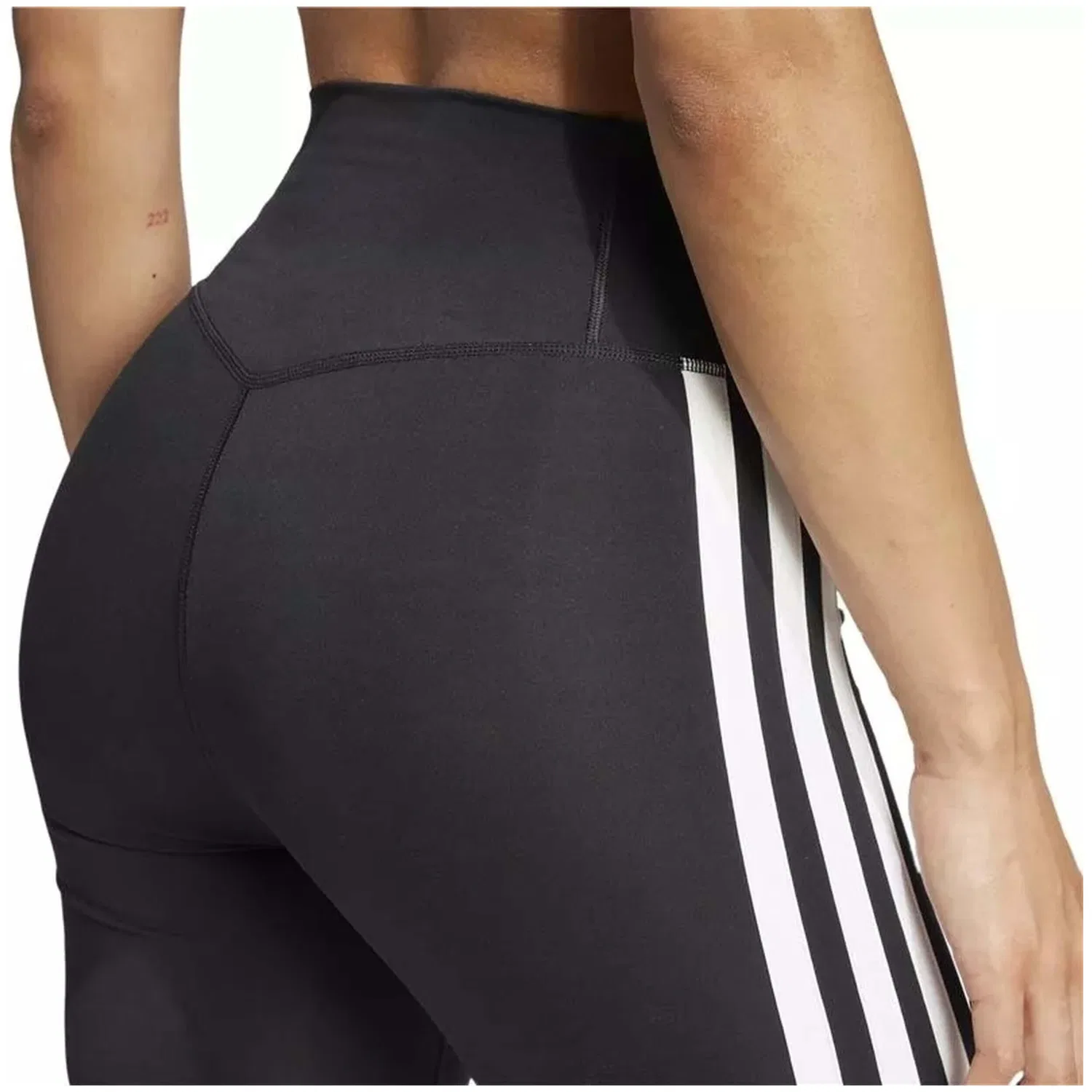 Женские шорты Adidas INICIAL, Цвет Bunt — фото 2