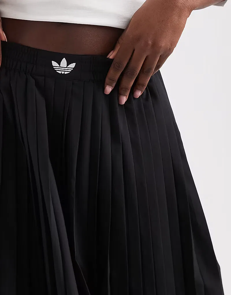 Свободные спортивные брюки Adidas Originals со складками, черный — фото 4