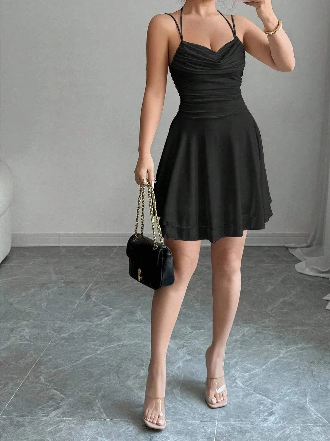 Женское мини-платье на бретельках с открытой спиной Knitted, Black — фото 2