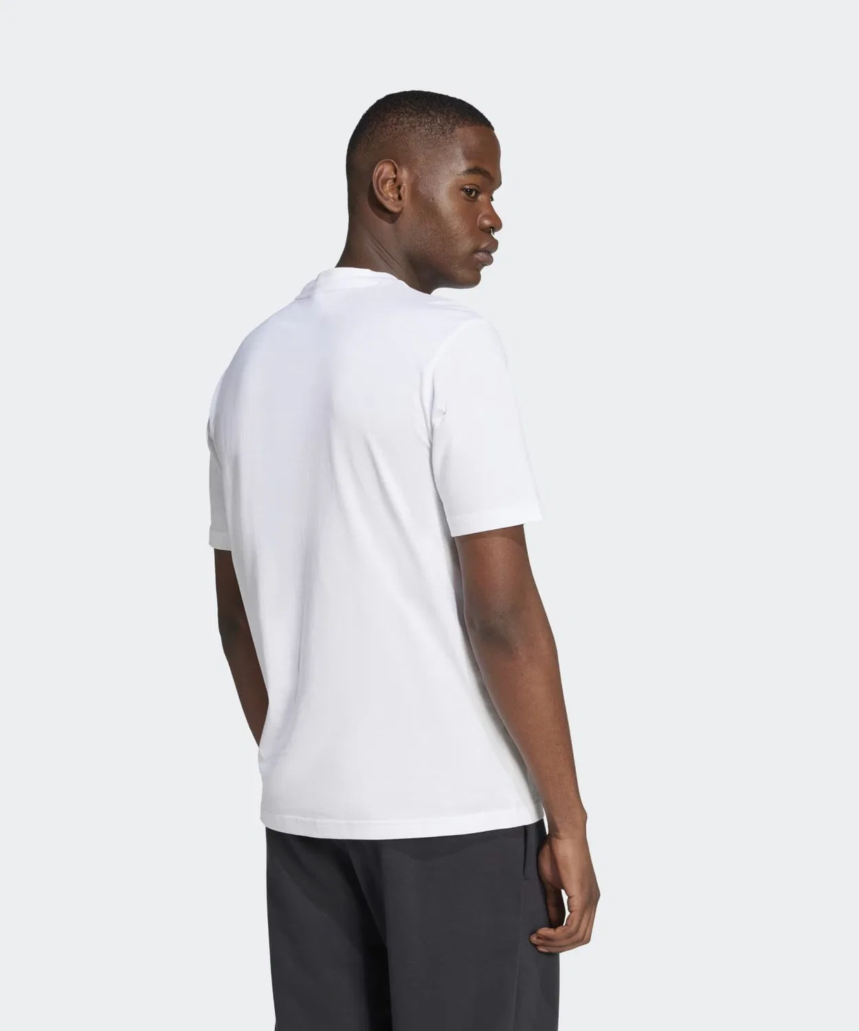 Мужская футболка с коротким рукавом с большим логотипом Essentials Big Logo Adidas, Белый/Черный — фото 2
