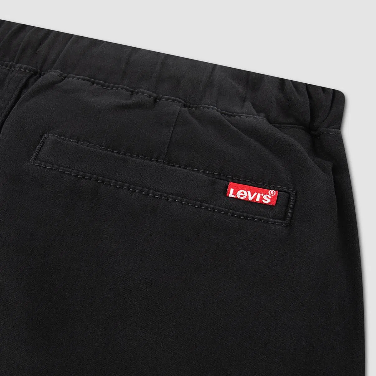 Узкие замшевые брюки на резинке для мальчиков 4-7 лет Levi's, Black - Charcoal — фото 3