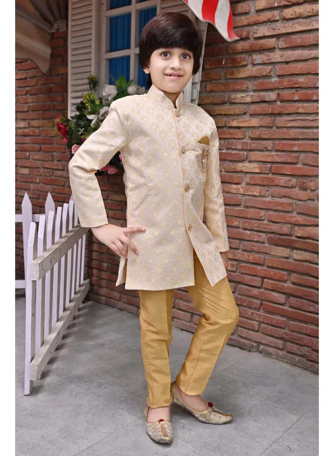 Комплект шервани и брюк с этническими мотивами Bt Dezines — фото 4
