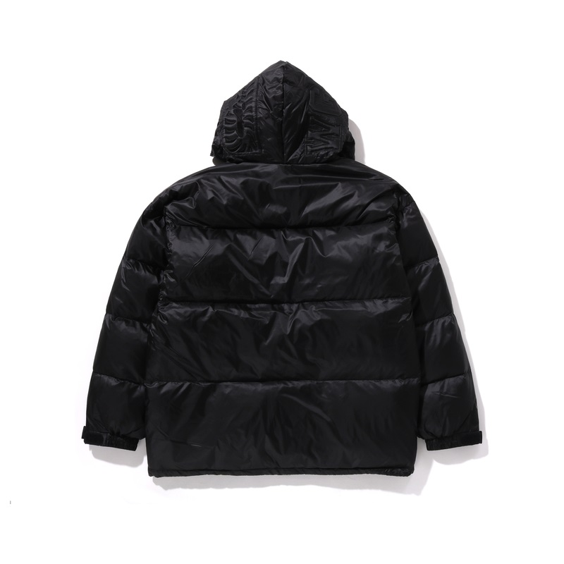 Футболка Bape Shark Relaxed Fit Down Jacket A BATHING APE, черная BKX — фото 4