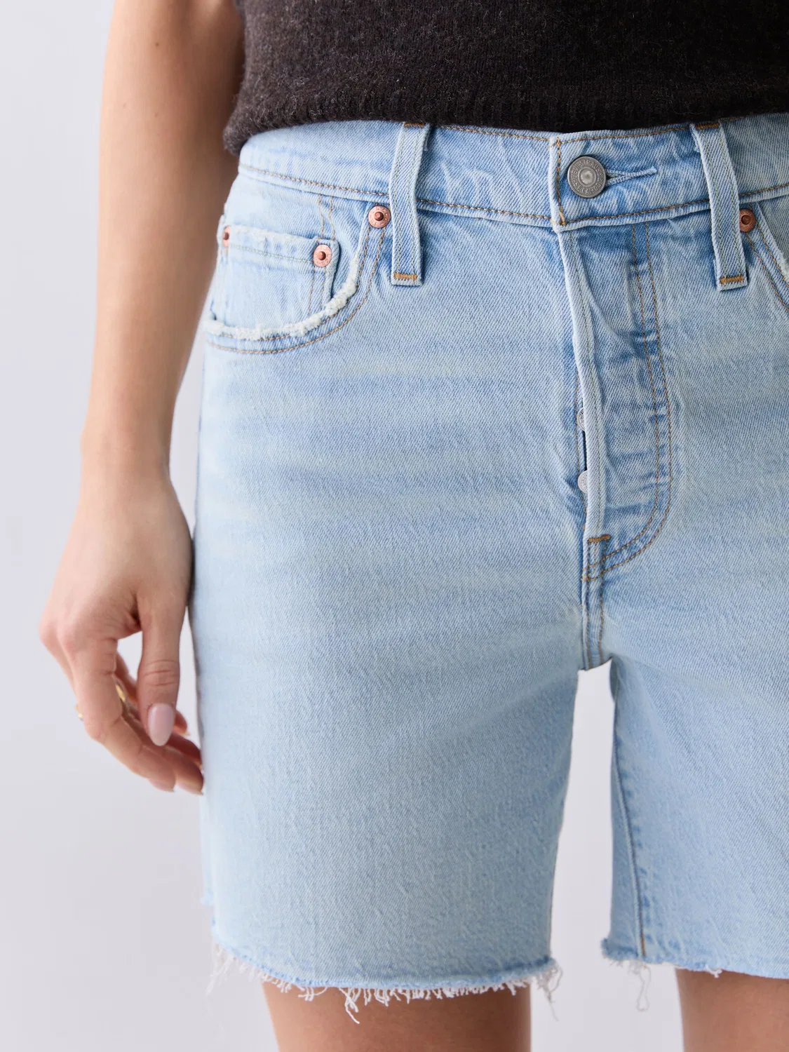 Шорты джинсовые 501 Mid-Thigh Levi's, Light Blue Denim — фото 3