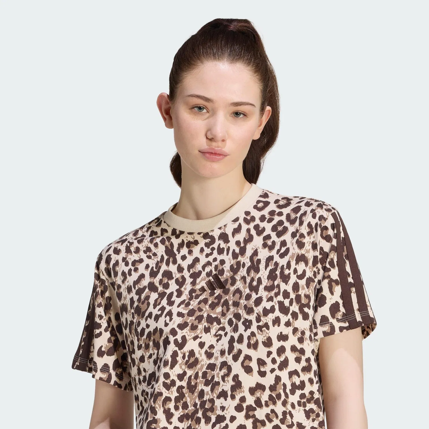 Мужская футболка с принтом Seasonal Essentials T-Shirt mit Animalprint Adidas, Bunt / Cremefarben — фото 4