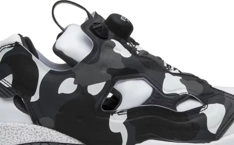 Кроссовки a bathing ape x mita x instapump fury 'white black camo' Reebok, белый — фото 3