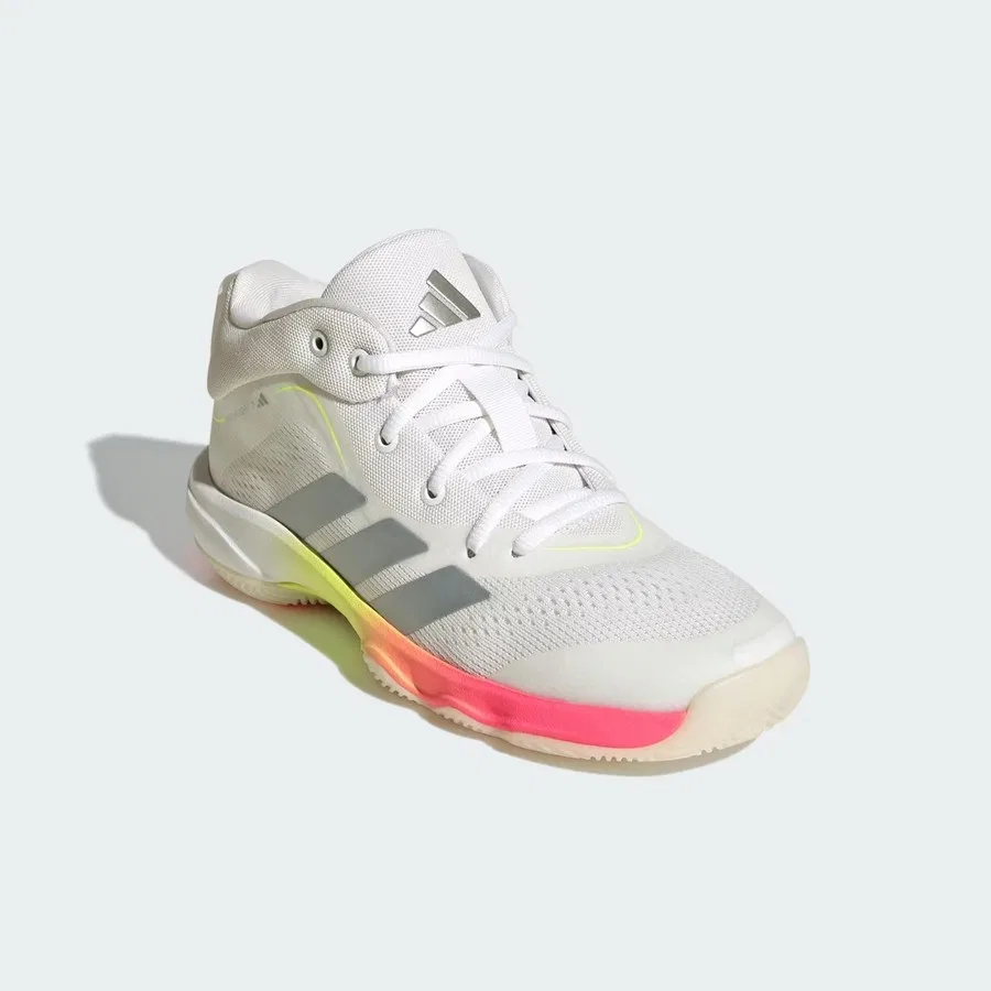 Детские кроссовки для тренировок с шнуровкой Crazyflight 7 Mid adidas, Белый — фото 4