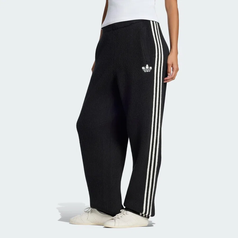 Брюки свободного кроя ADIDAS ORIGINALS 'Adidas Originals By Jennie' черного цвета — фото 2