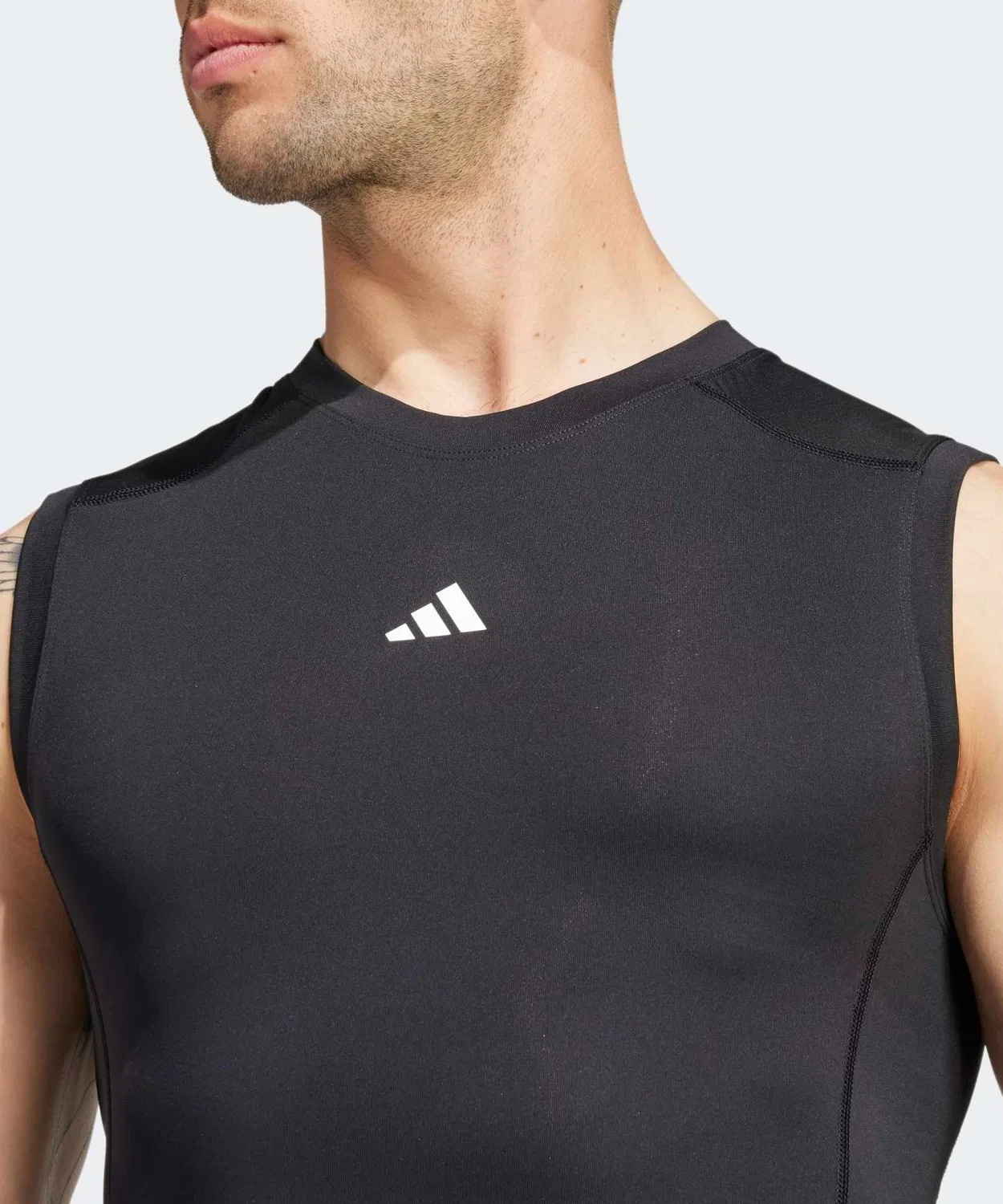Мужская компрессионная майка без рукавов с технологией AEROREADY Adidas, Black — фото 3