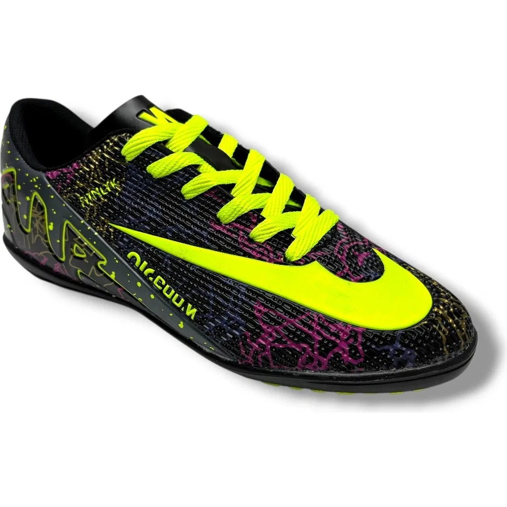 Детские футбольные бутсы для мальчиков на шнуровке Walked 037-26, Black Yellow