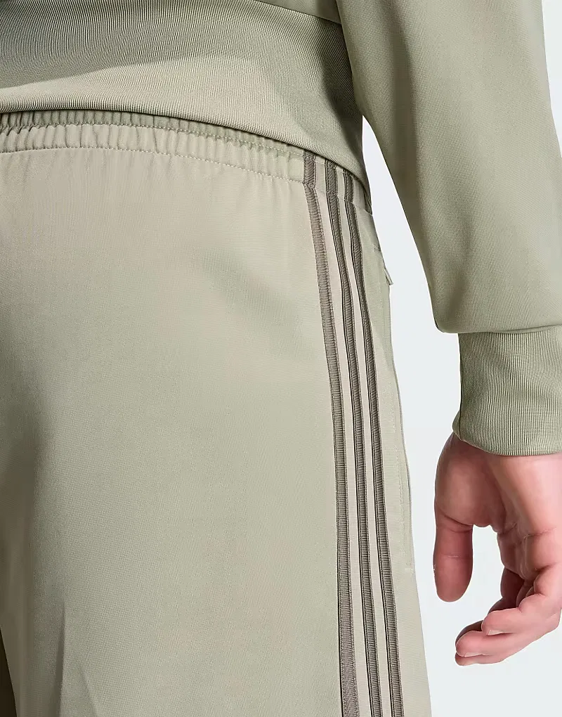 Шорты Adidas Originals Firebird серебристая галька — фото 2