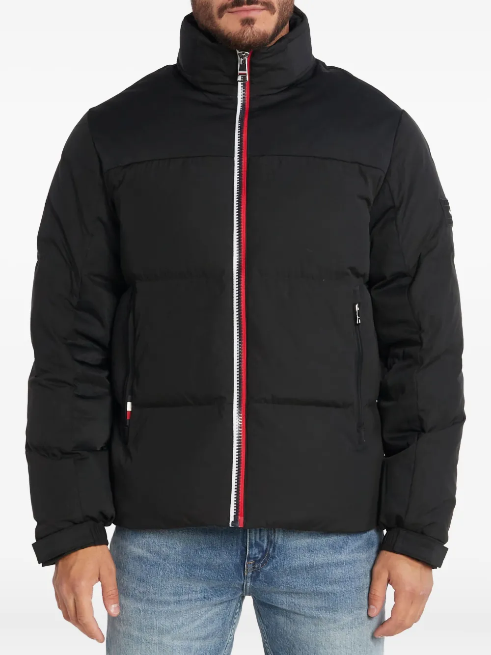 

Стеганая куртка с декоративной эмблемой логотипа Tommy Hilfiger, черный