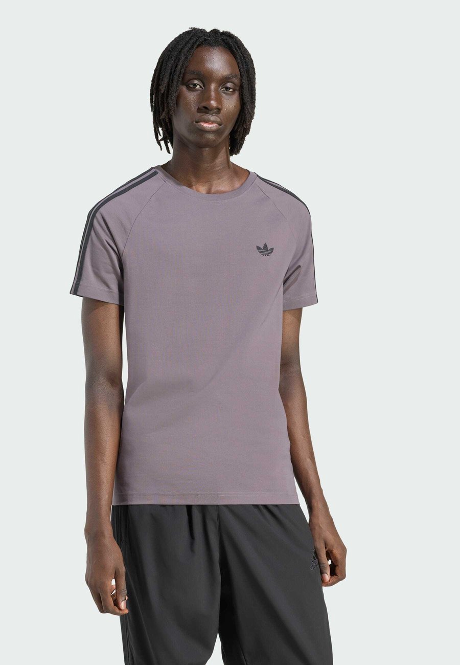 

Футболка Adidas Originals Print T-shirt, Grey Strata Black/Grey, Черный, Футболка Adidas Originals Print T-shirt, Grey Strata Black/Grey