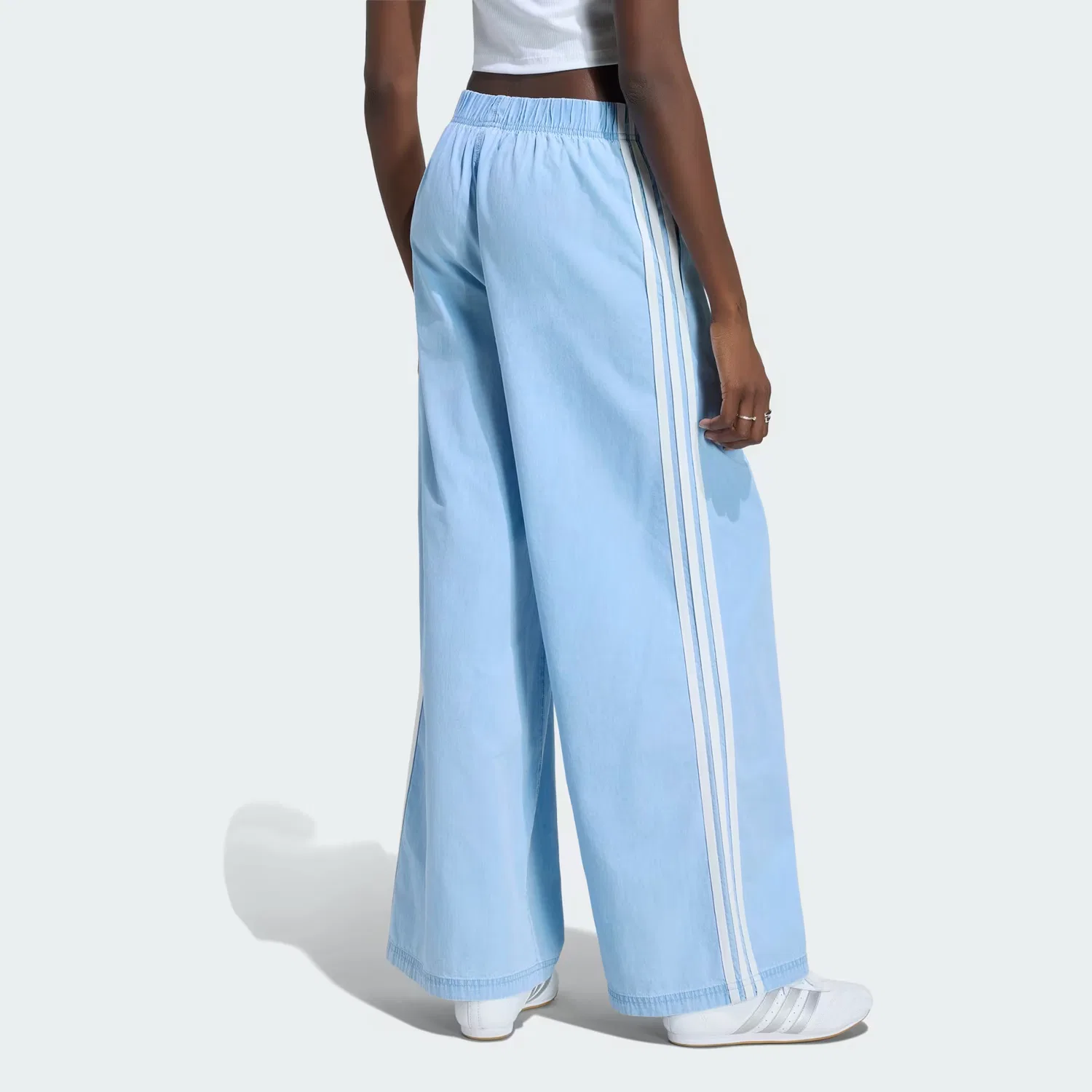 Женские широкие брюки из денима Summer Glow Adidas Originals, светло-синий — фото 2