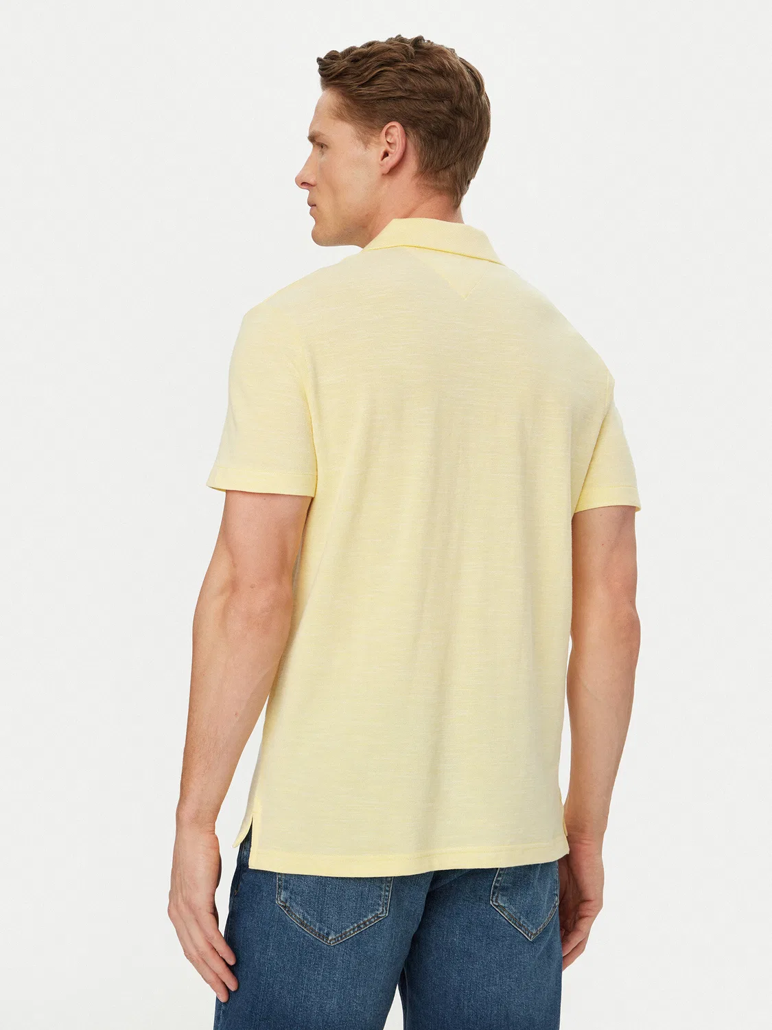 Мужское поло стандартного кроя Textured Oxford Pique Tommy Hilfiger, светло-желтый — фото 3