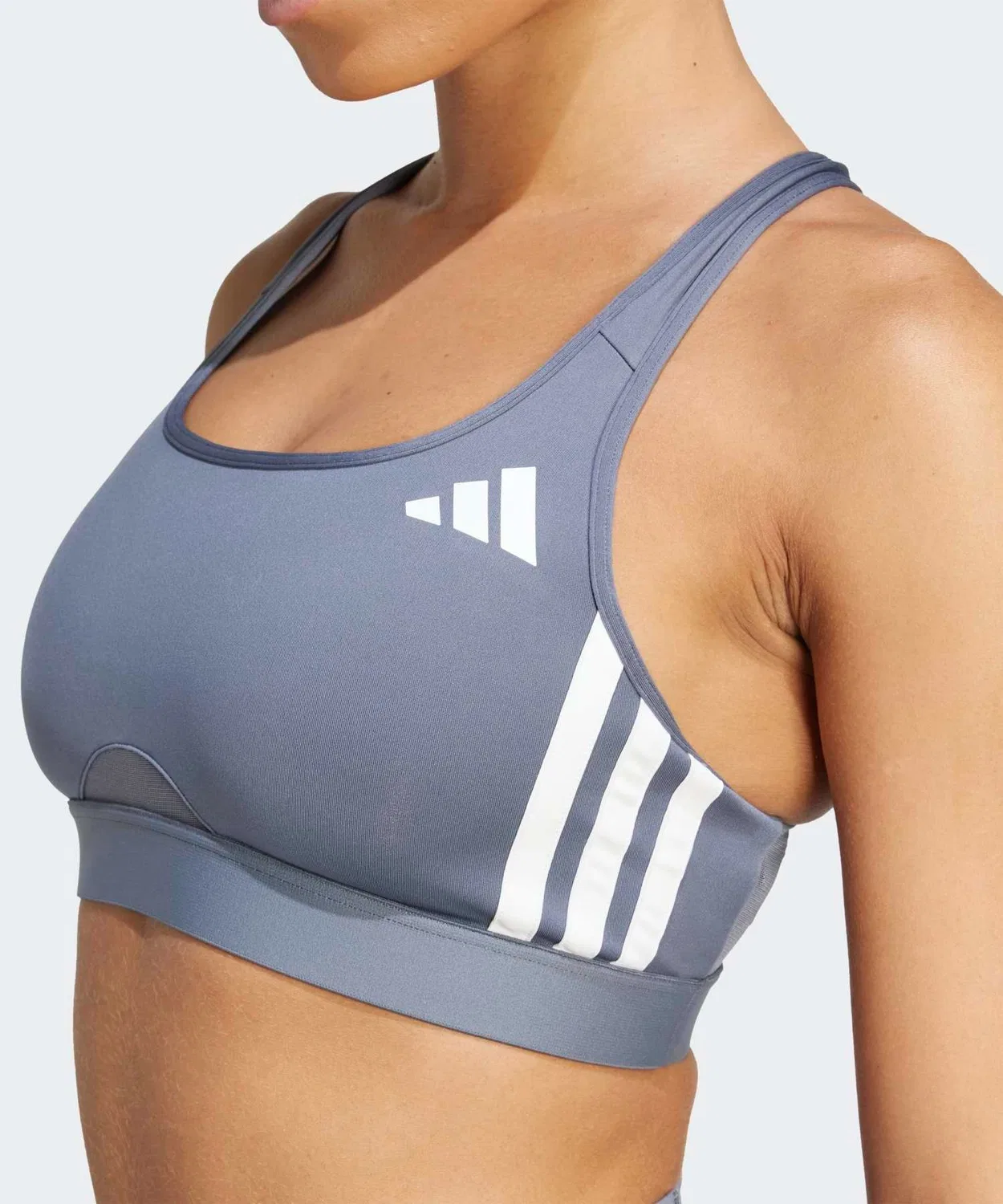 Женский спортивный бюстгальтер средней поддержки с принтом Power React Essential Three Stripes Adidas, Серый — фото 3