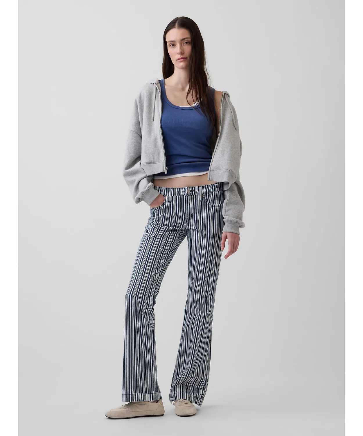 Женские джинсы с низкой посадкой и полной длиной, модель Long & Lean GAP, Blue — фото 4