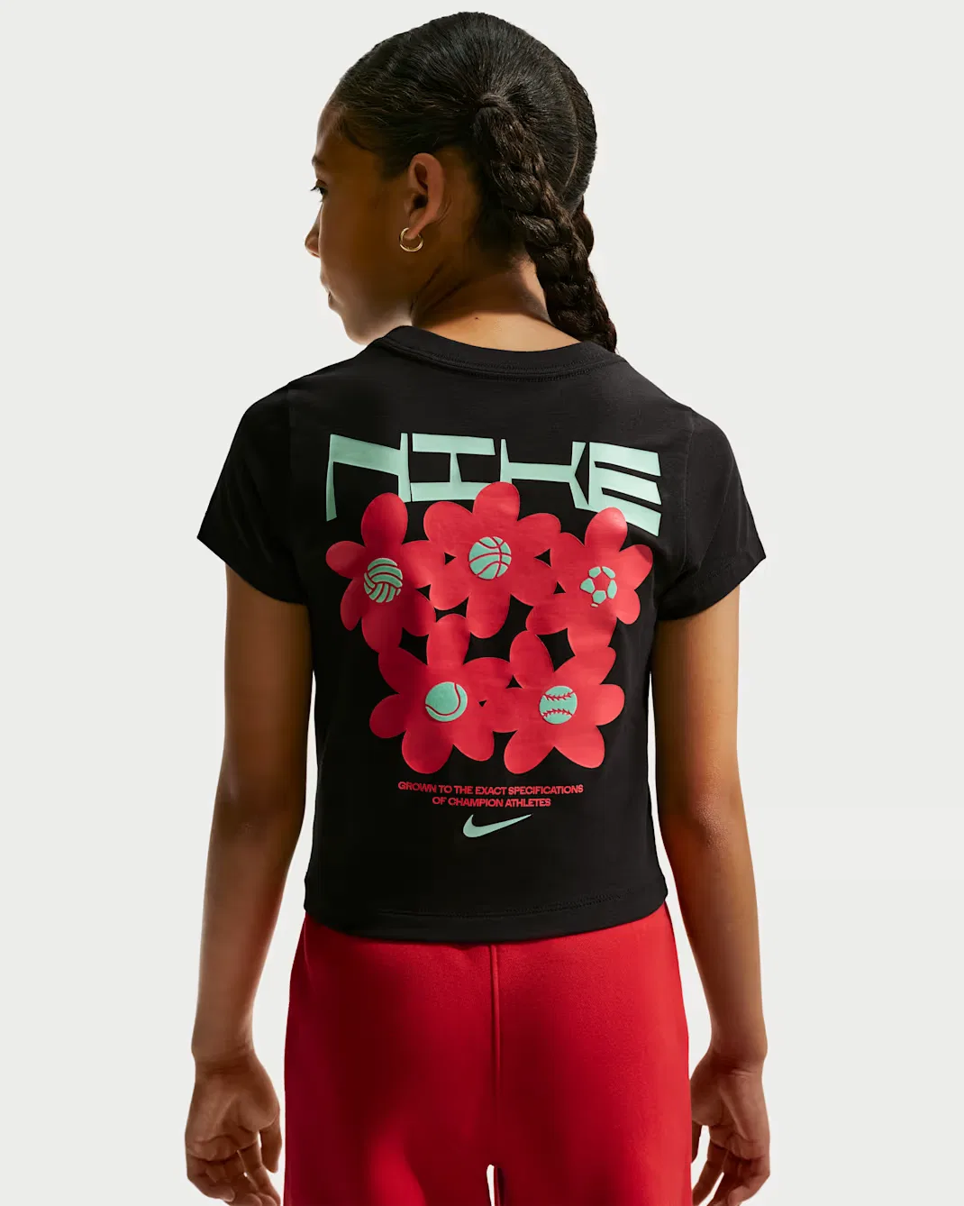Укороченная футболка приталенного кроя для девочек (подростков) Nike Sportswear, Black