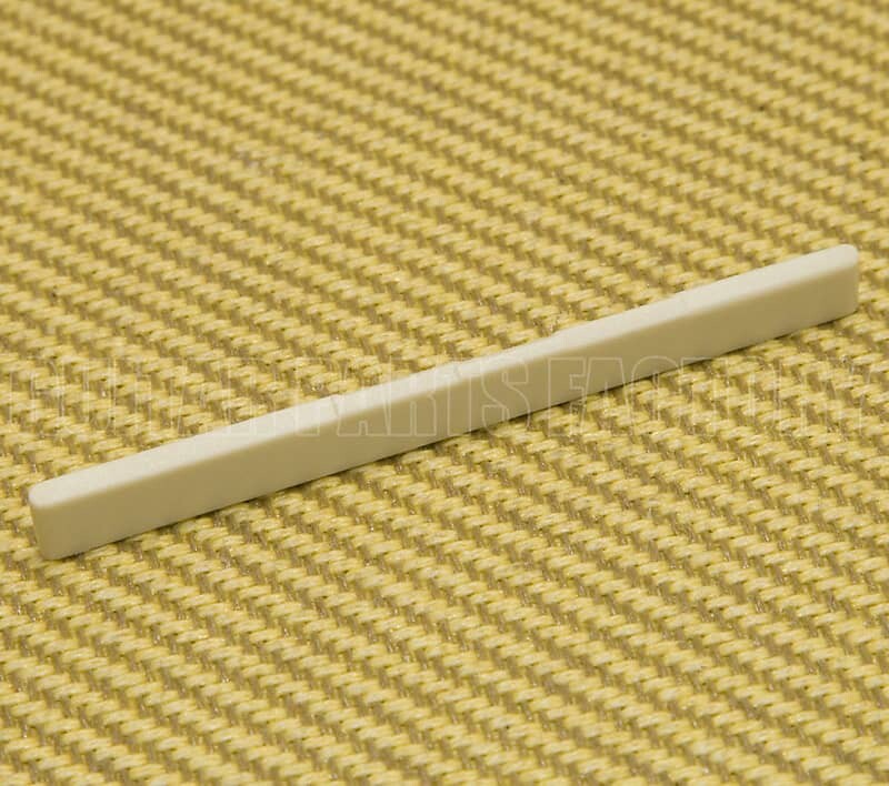 

Пластиковое седло Fender 007-3991-000 для классической гитары 007-3991-000 Plastic Saddle for Classical Guitars