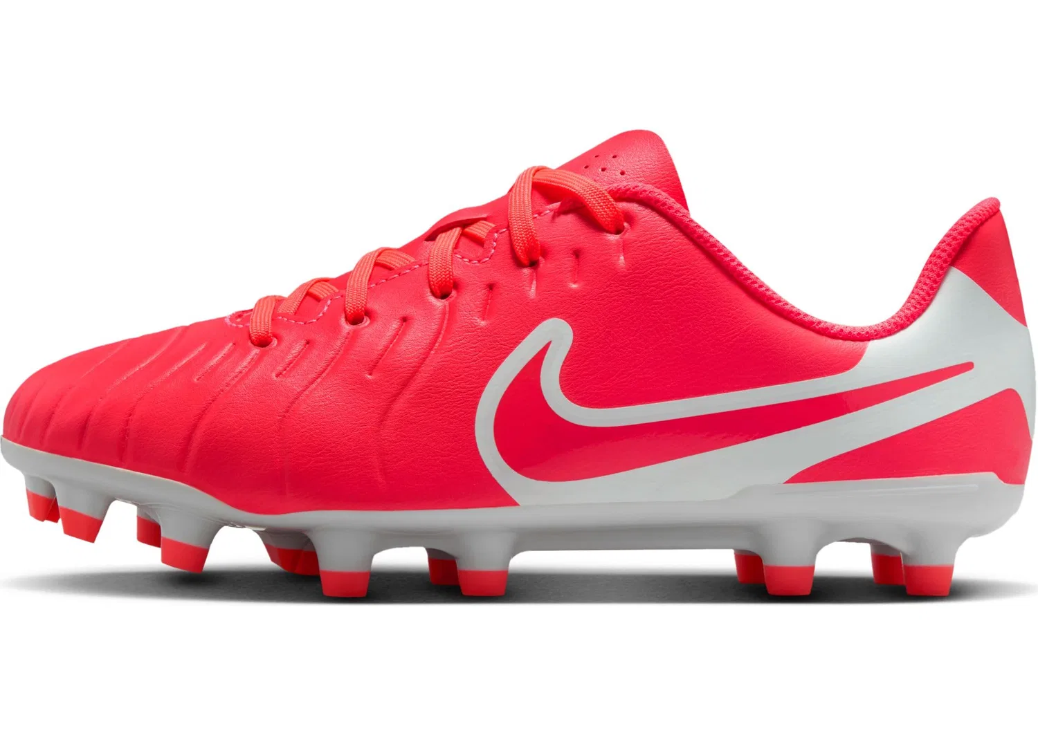 Детские бутсы для мальчиков NIKE Jr. Tiempo Legend 10 Club, Hot Lava White