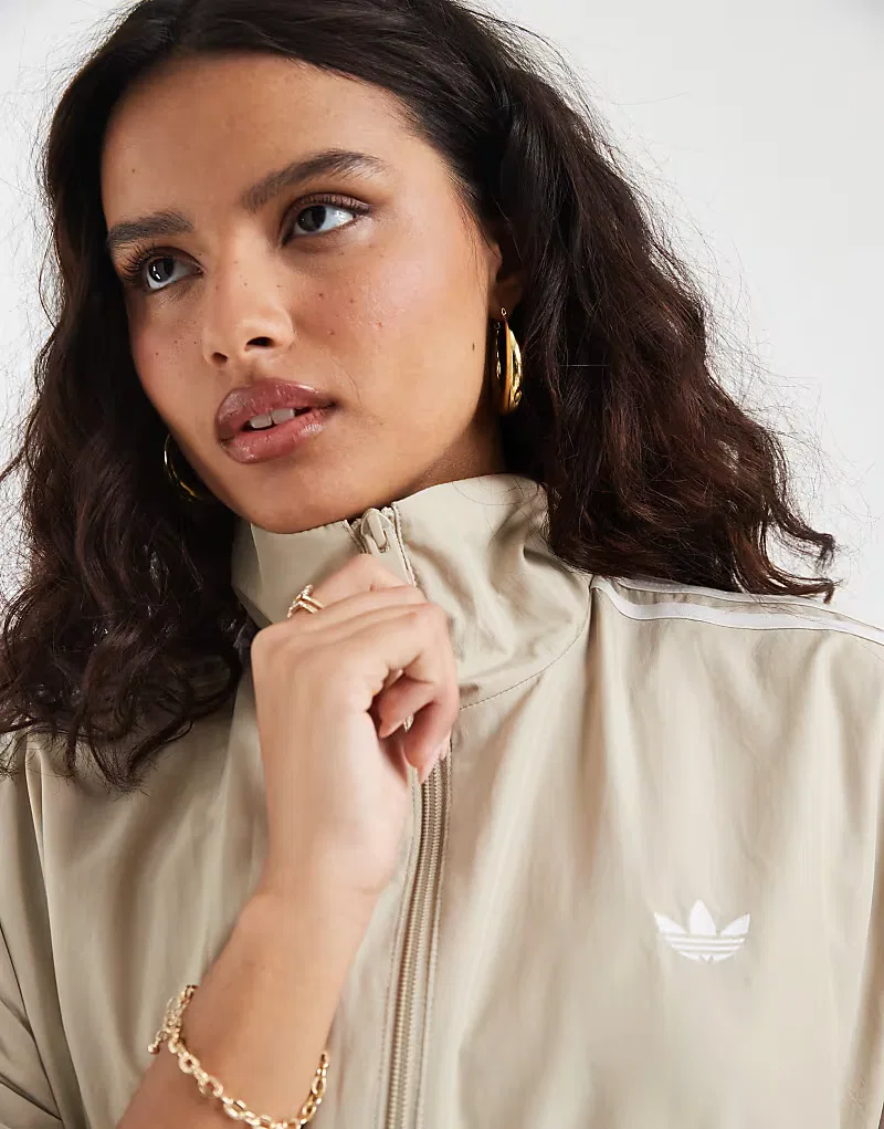 Спортивная куртка Adidas Originals Firebird из тканого материала, светлый хаки — фото 4