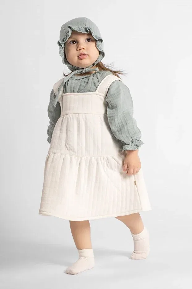 Детское платье для девочек с квилтингом Organic cotton quilted layered baby gilet dress Little Gusto, Nude Color — фото 2