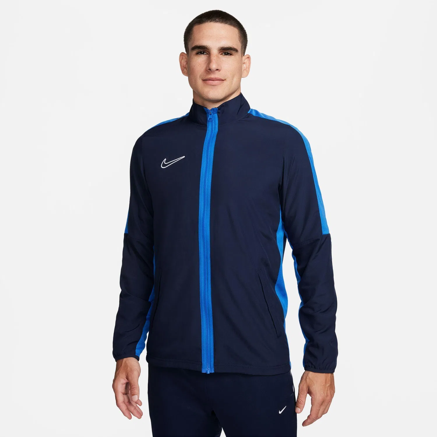 Мужская куртка с технологией Dri-FIT Woven Jacket Nike, Darkblau / Konigsblau / Blau