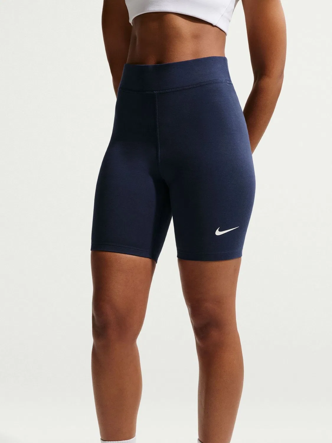 Шорты велосипедные Nike Classic High-Waisted 8", темно-синий