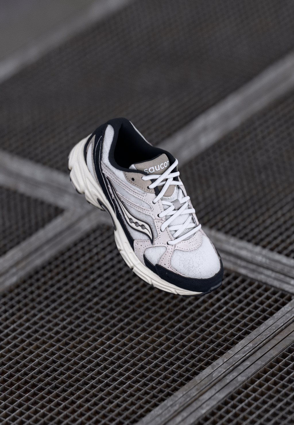 

Низкие кеды RIDE MILLENNIUM UNISEX Saucony, белый