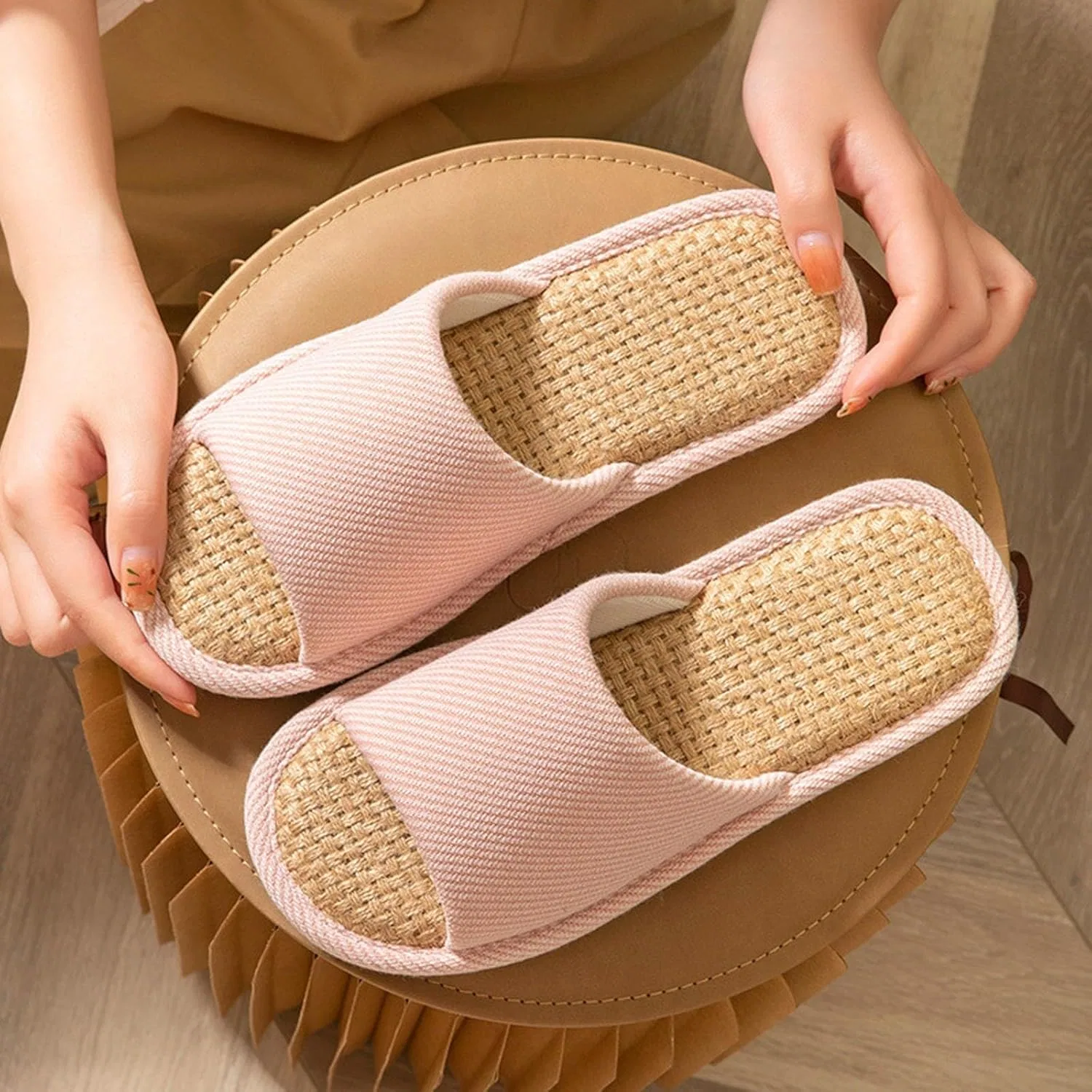 Шлепанцы Badeschuhe Damen Sandalen Herren Badelatschen Leichte Leinen Hausschuhe für Frauen Perfect für Drinnen Bequeme Schuhe für Paare Stilvolles und Gemütliches Design Generic, Pink — фото 4