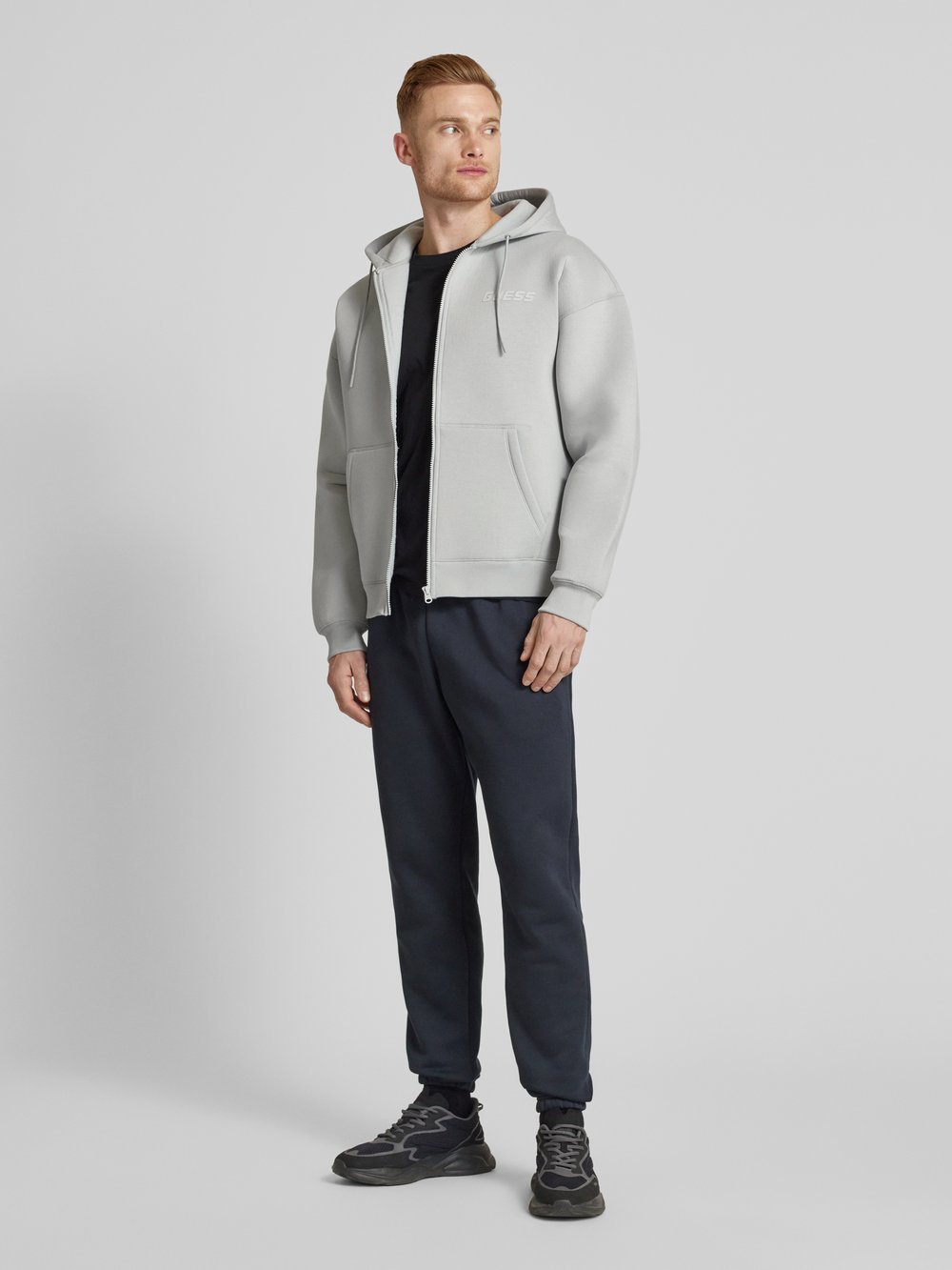 

Толстовка с этикеткой, модель «IMAI» Guess Activewear, светло-серый