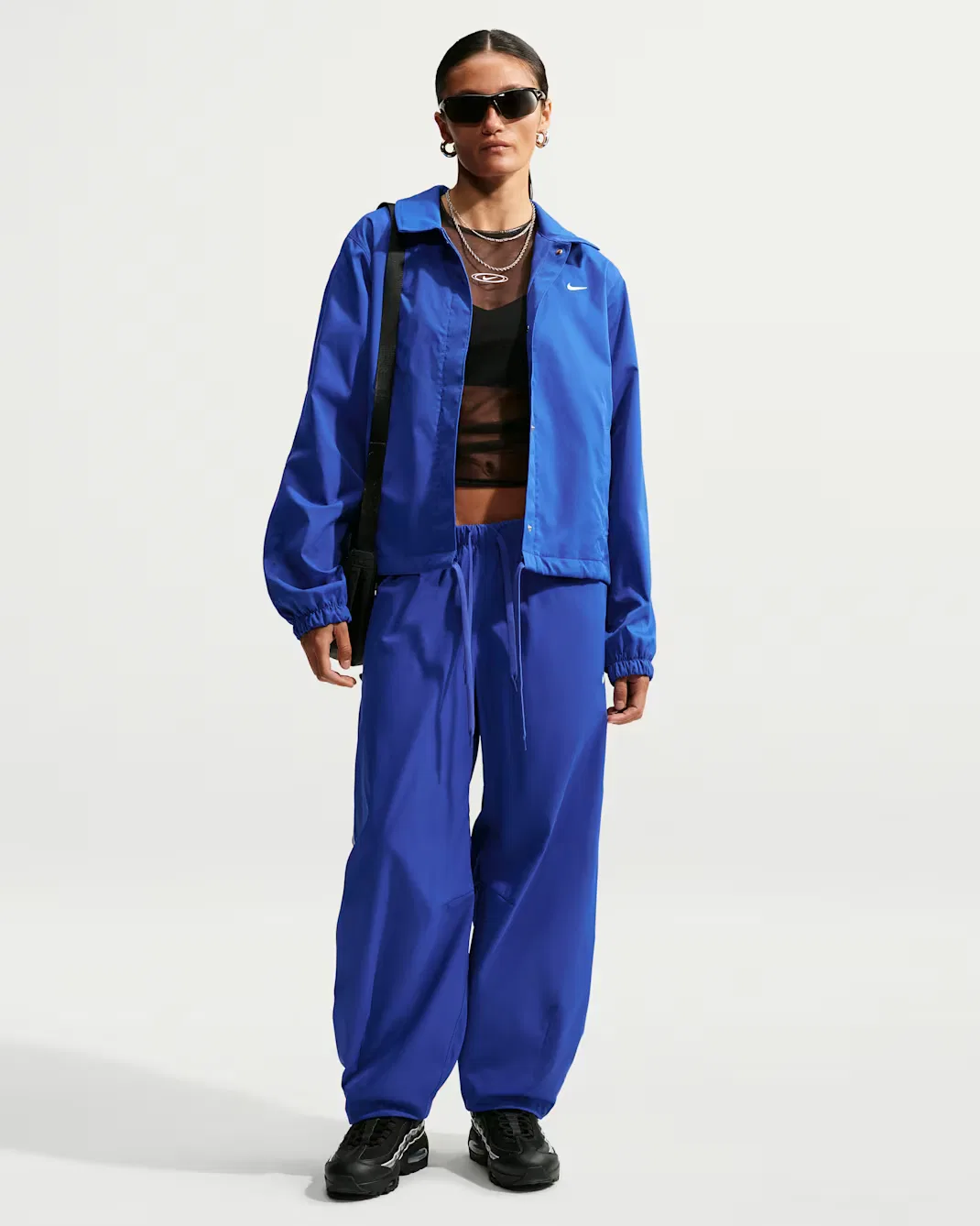 Женские свободные брюки средней посадки в форме бочки Nike Sportswear, Old Royal/White/White