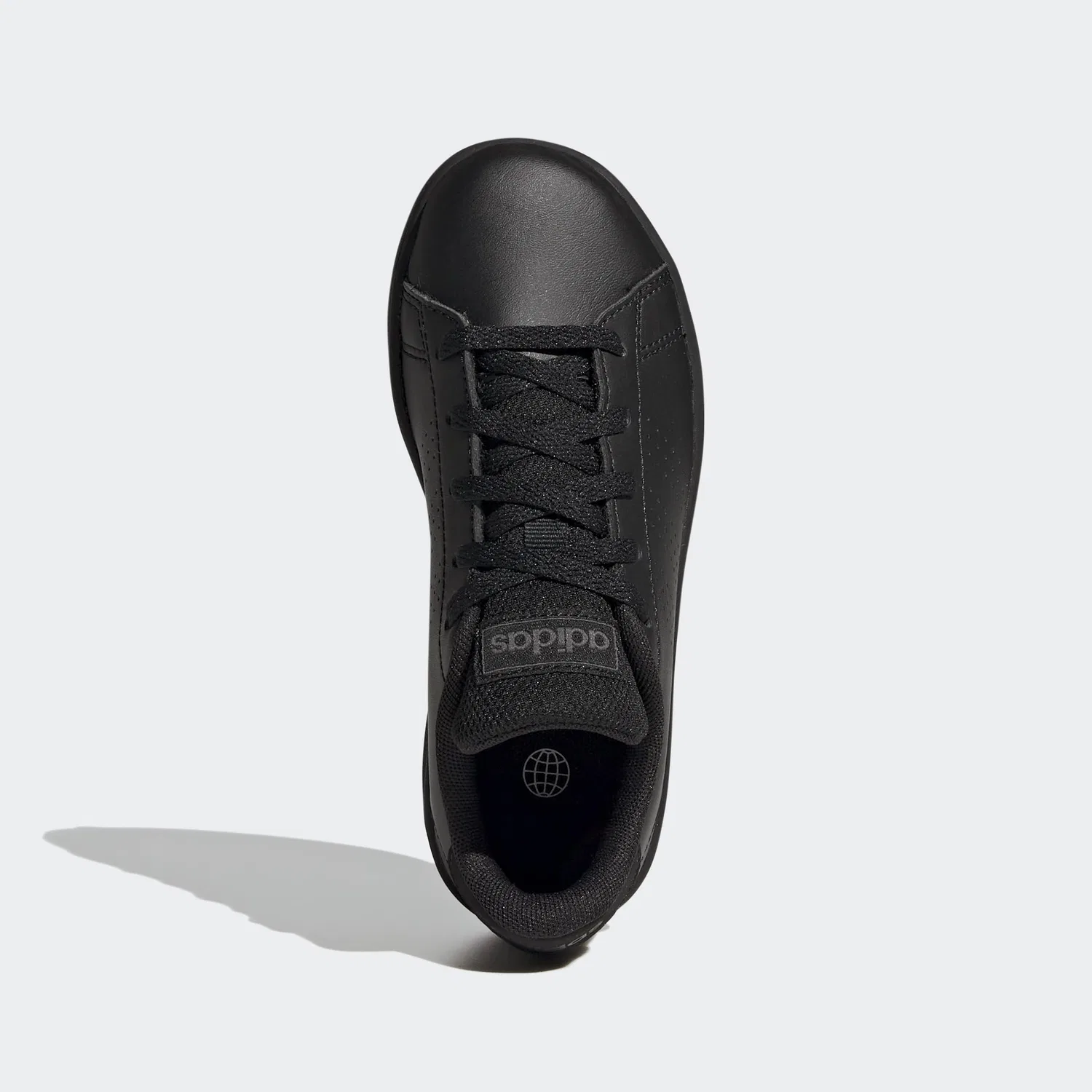 Детские кроссовки с перфорацией Adidas Advantage Lifestyle Court Lace, Black Core Black Core Black Grey Six — фото 3