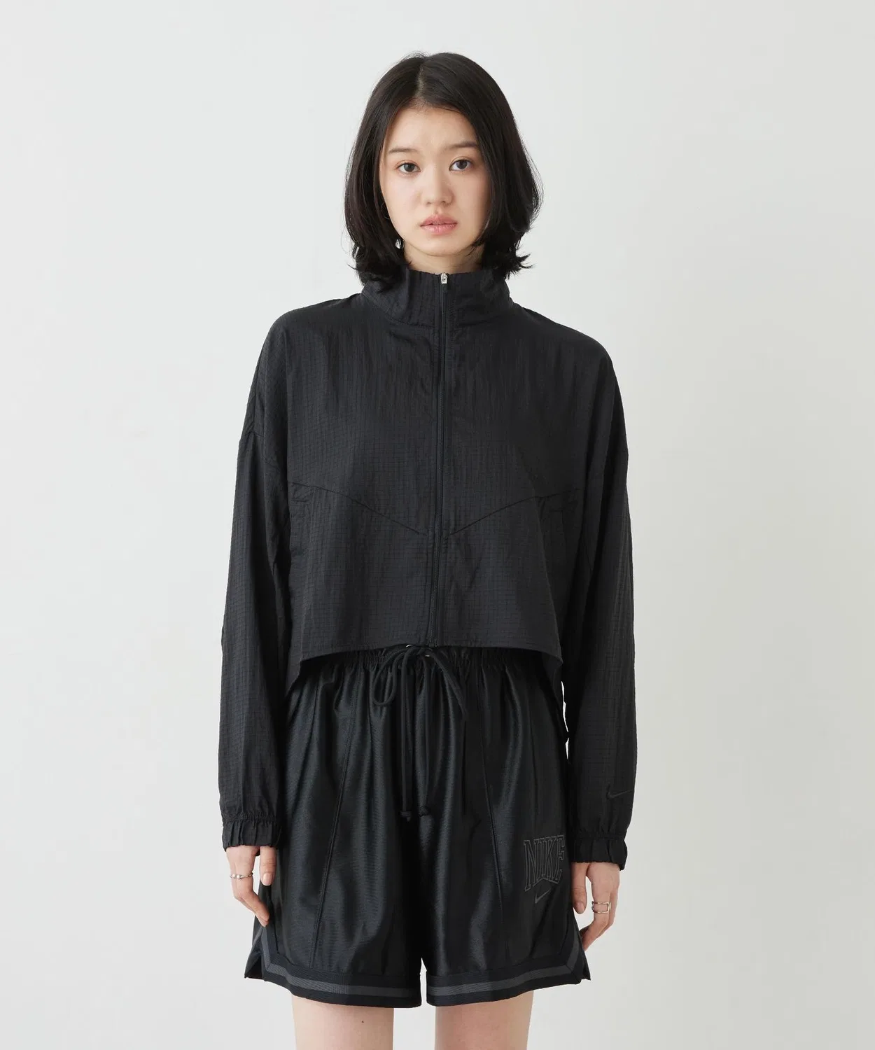 Женская куртка-ветровка Nike Sportswear Oversized Lightweight Ripstop Jacket, Black