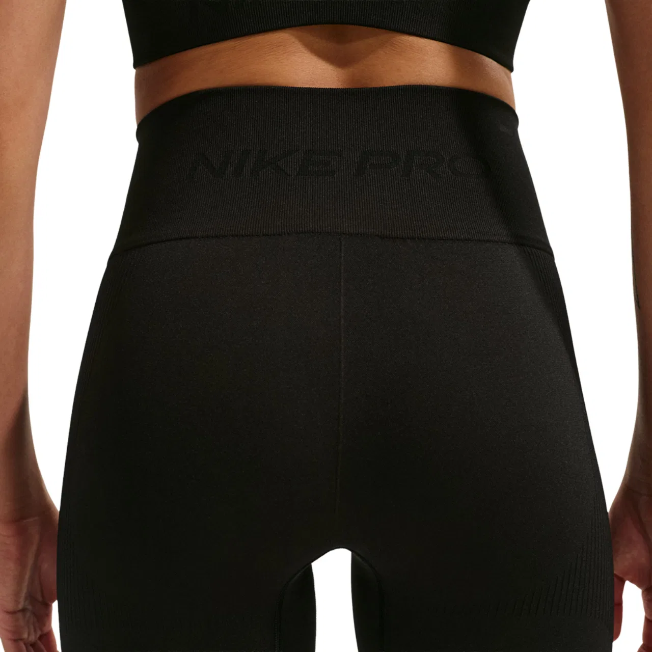 Женские спортивные шорты с завышенной посадкой Pro Dri-FIT Seamless High-Rise 5In Short Nike, черный — фото 2