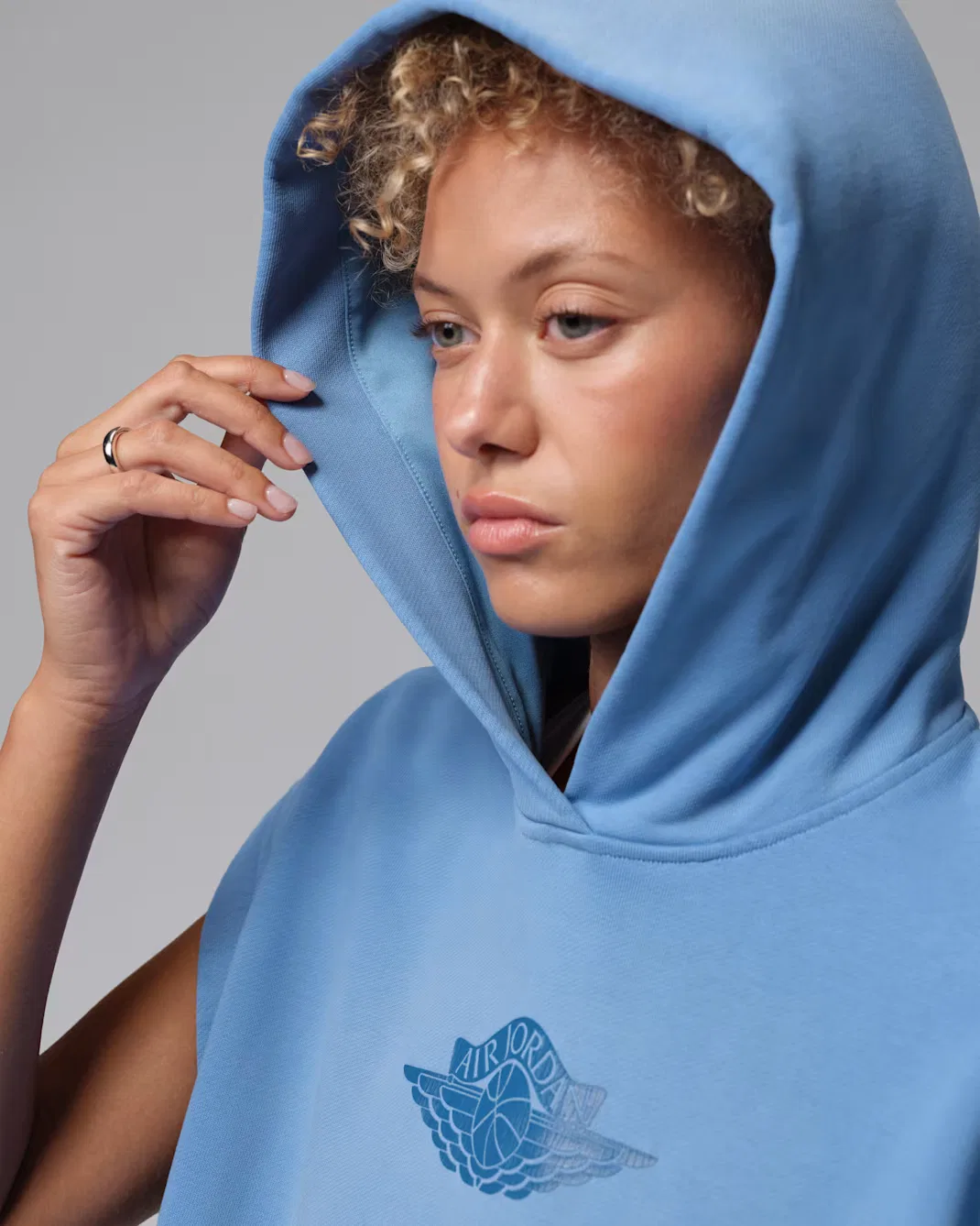 Женская толстовка с короткими рукавами из французского трикотажа Jordan Flight Fleece, Blue Beyond/Deep Royal/True Blue — фото 4