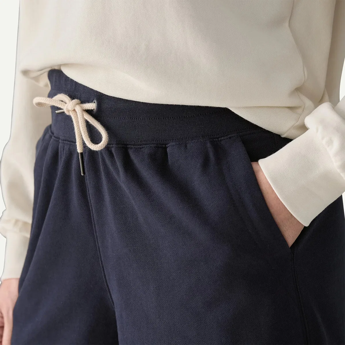 Женские шорты из французского футера Daily Short Patagonia, Sunken Blue — фото 2
