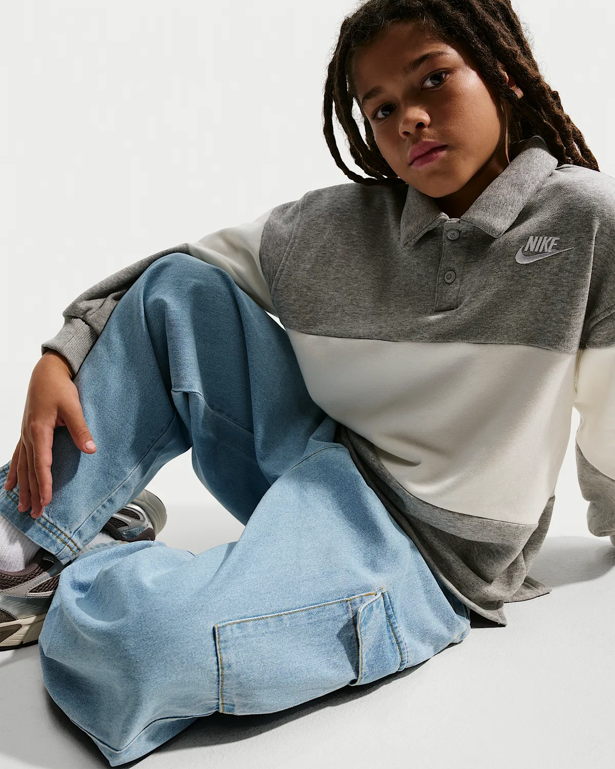 Детские джинсовые карго штаны Nike Sportswear Collection, Light Armory Blue/Light Armory Blue/Wheat/Light Armory Blue — фото 4
