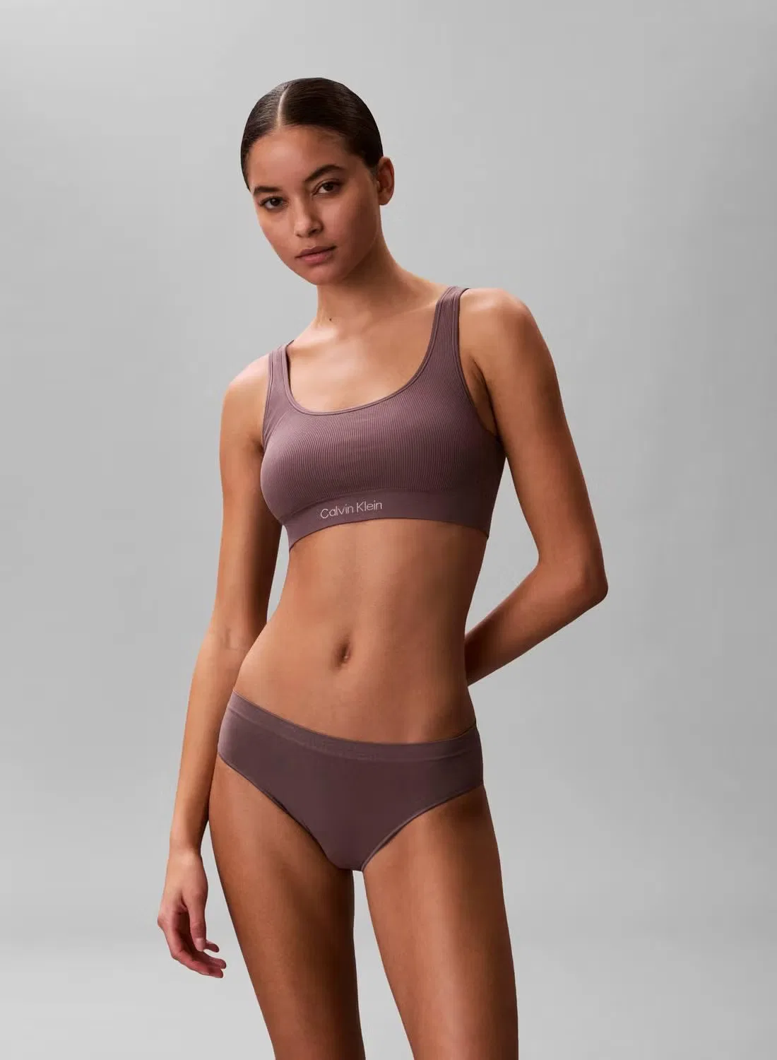 Плавки бикини бесшовные 3 шт Calvin Klein, ассорти — фото 2