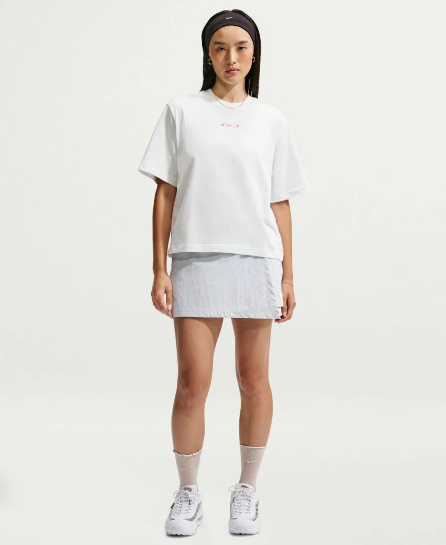 Футболка женская свободного кроя Sportswear Classic Nike, Summit White