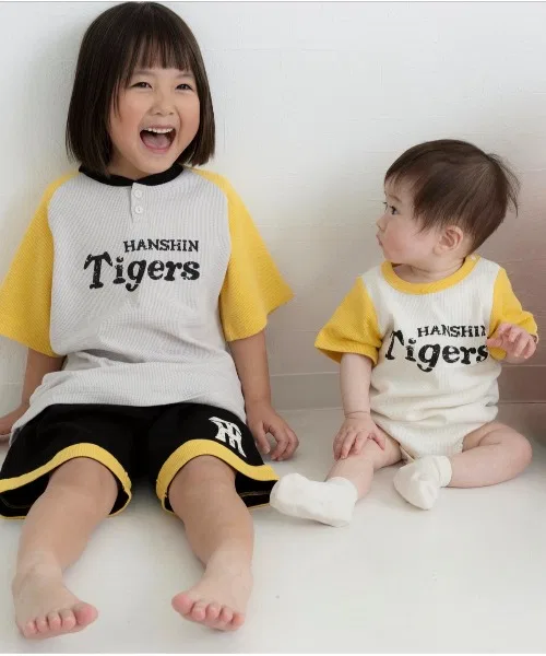 Детский комплект из футера с принтом и логотипом Hanshin Tigers, модель Waffle T-shirt Set Up, babybaby, Оранжевый — фото 2