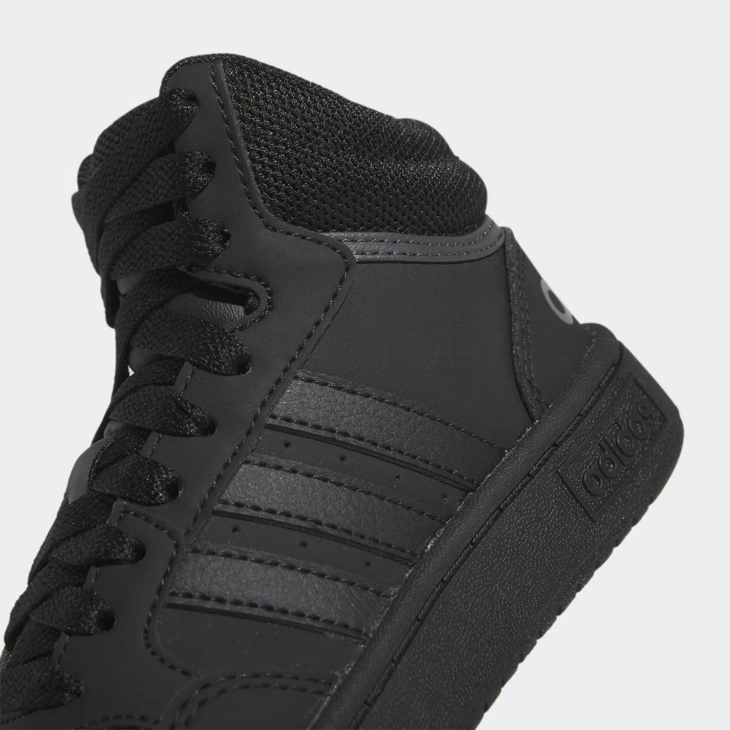 Детские кроссовки для мальчиков и девочек с поддержкой Hoops 3.0 Mid K Adidas, Core Black Core Black Grey Six — фото 4