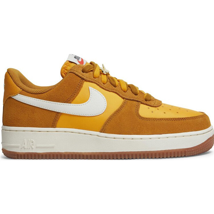 

Кроссовки Nike Wmns Air Force 1 '07 SE 'First Use - University Gold Gum', золотой, Желтый;золотой, Кроссовки Nike Wmns Air Force 1 '07 SE 'First Use - University Gold Gum', золотой