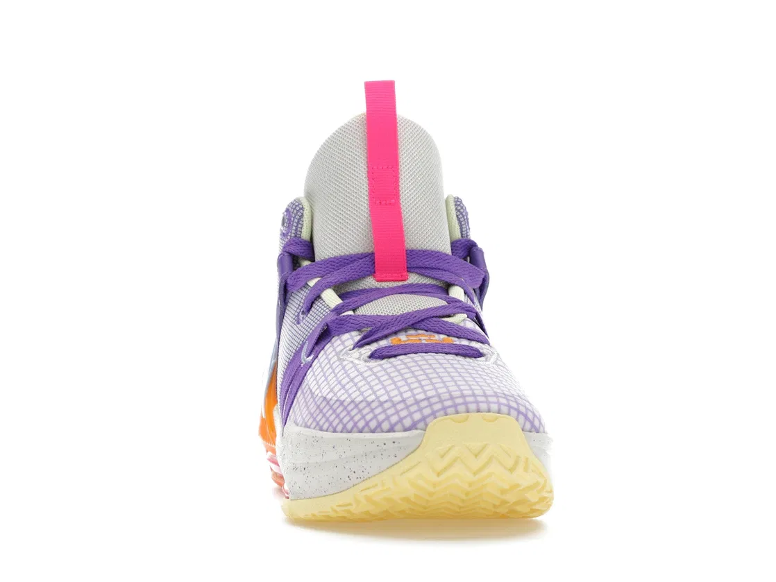 Детские баскетбольные кроссовки с высокой производительностью Nike LeBron Witness 7, Light Orewood/Action Grape/Cobalt Bliss — фото 2