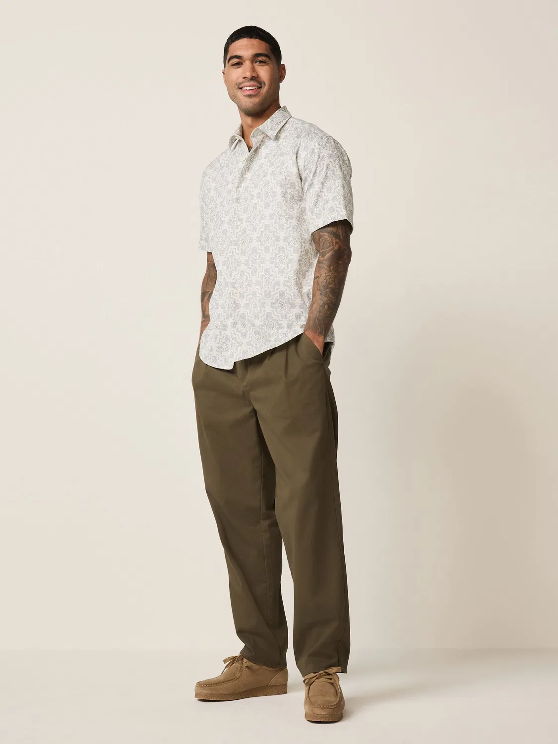 Рубашка с цветочным принтом Ecru Floral Print Short Sleeve Shirt Next, экрю — фото 2