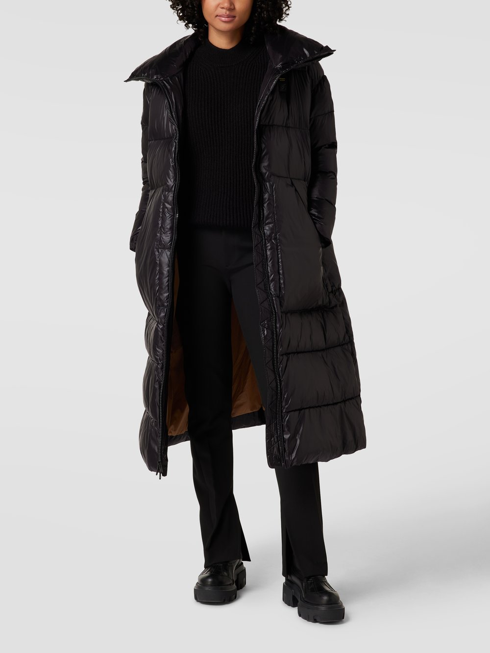 

Пальто с этикеткой Blauer Usa, черный